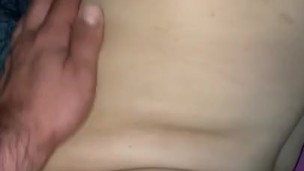 EGYPTIAN SHARE WIFE -+نيكه مصري تتناك جوزها الديوث و تقوله اه اه اوي –